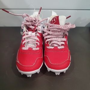 NEW Under Armour Boys Leadoff MID Rm Jr. Baseball Shoe